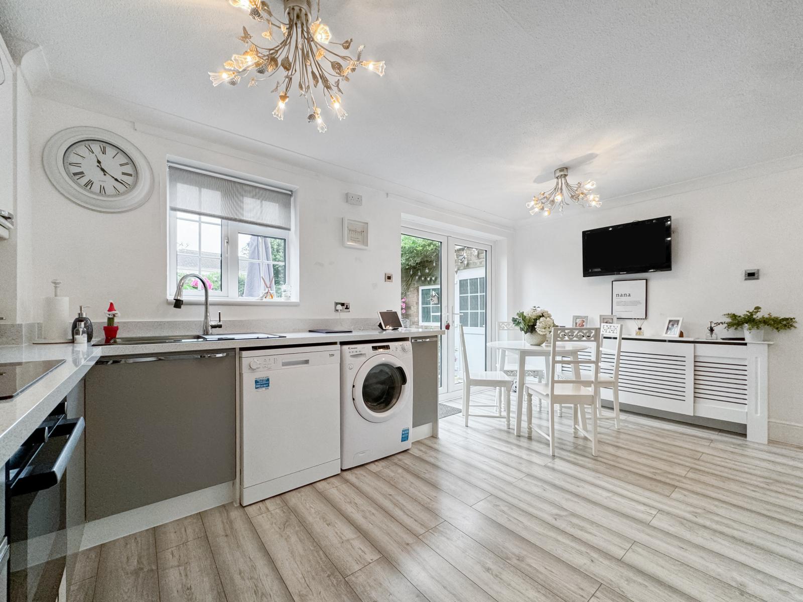 3 bedroom house for sale in Rainham | Robinson Michael & Jackson