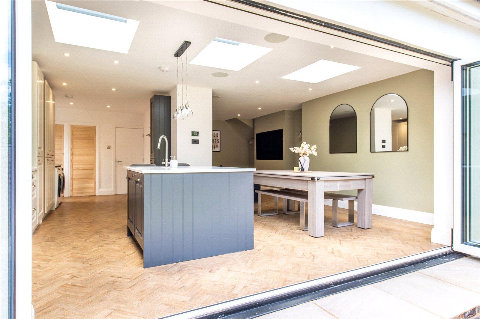 4 bedroom bungalow for sale in Rainham | Robinson Michael & Jackson