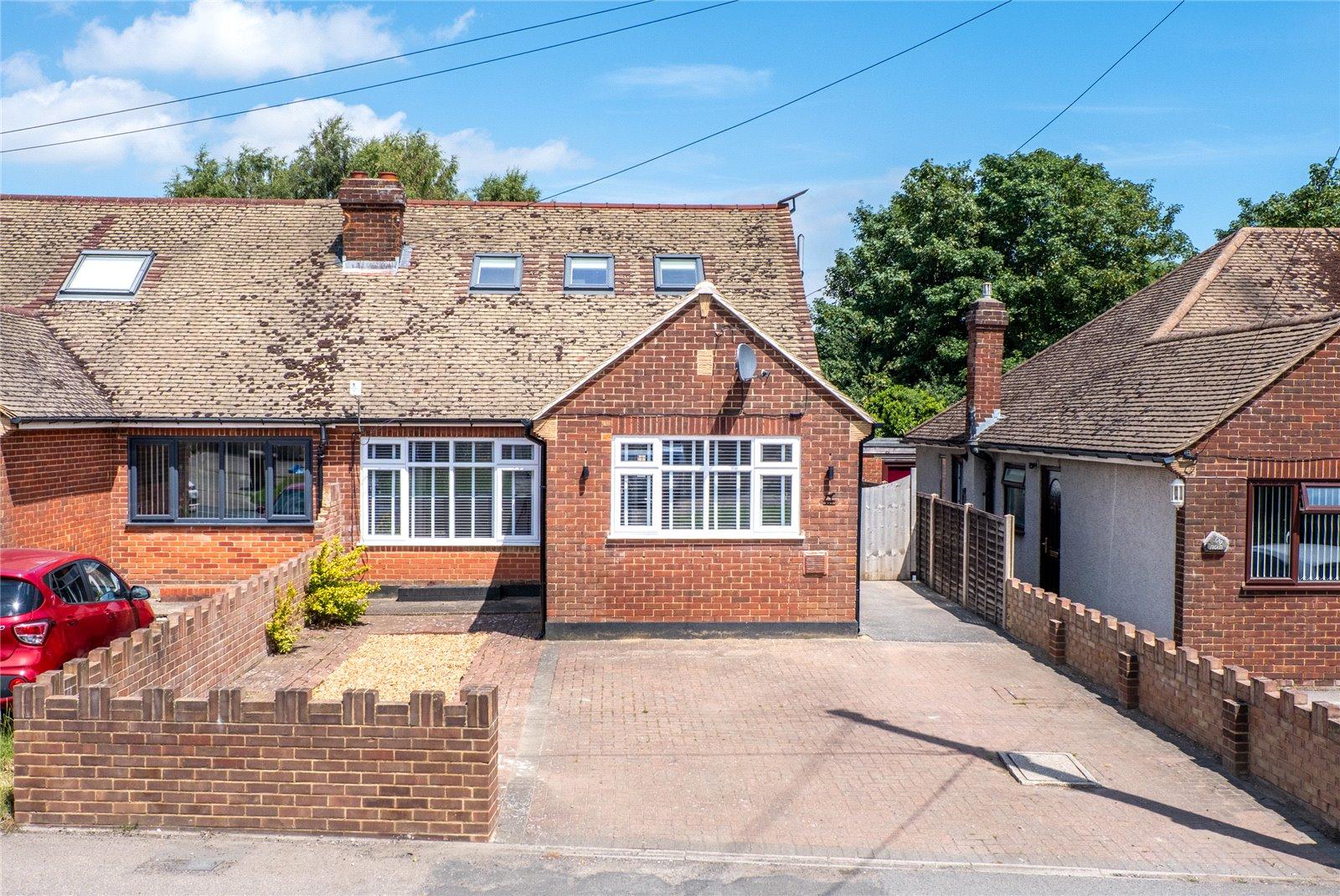 4 bedroom bungalow for sale in Rainham | Robinson Michael & Jackson