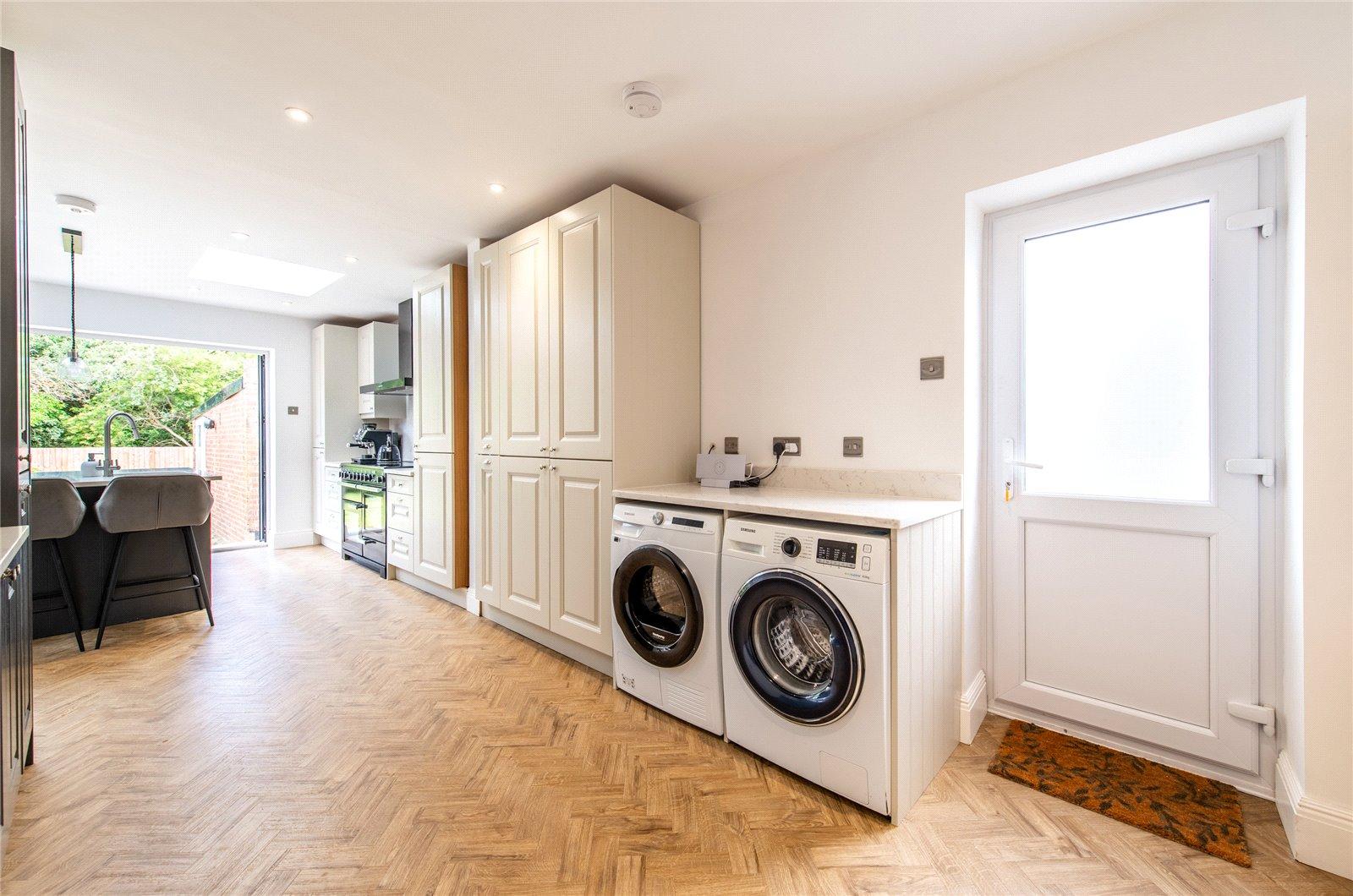 4 bedroom bungalow for sale in Rainham | Robinson Michael & Jackson