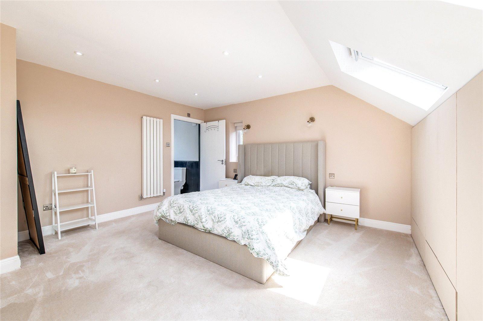 4 bedroom bungalow for sale in Rainham | Robinson Michael & Jackson