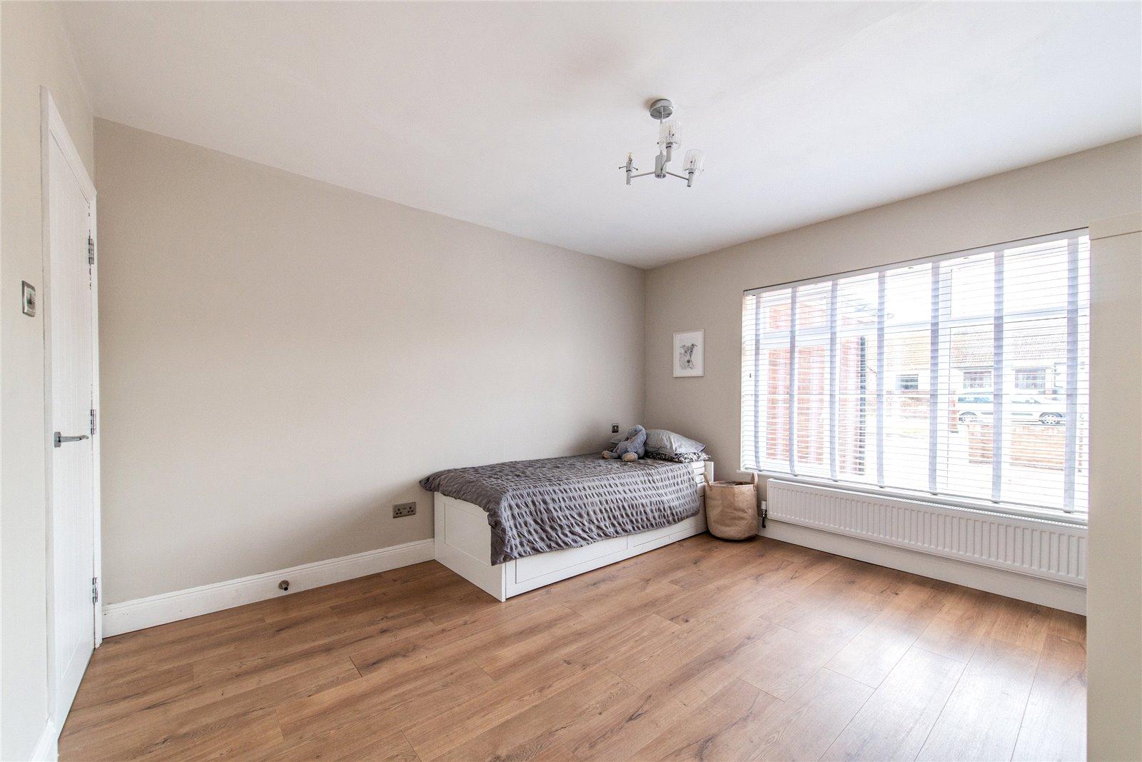 4 bedroom bungalow for sale in Rainham | Robinson Michael & Jackson