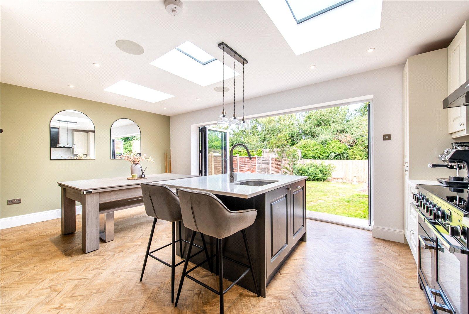 4 bedroom bungalow for sale in Rainham | Robinson Michael & Jackson