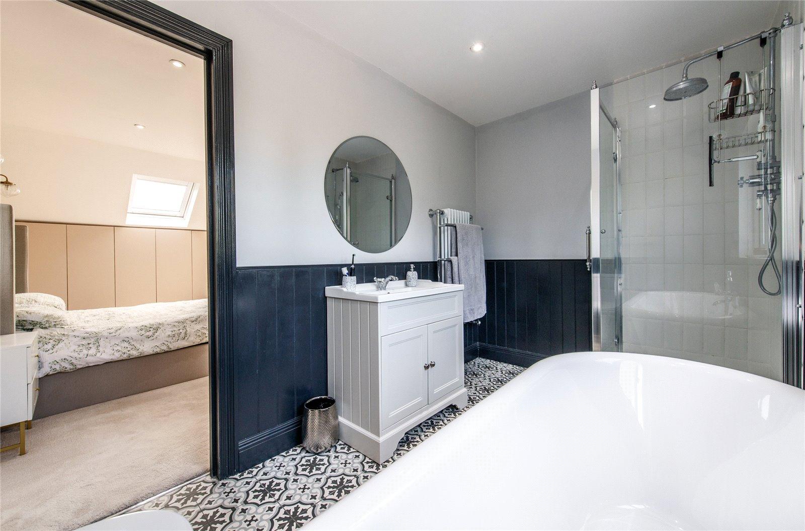 4 bedroom bungalow for sale in Rainham | Robinson Michael & Jackson