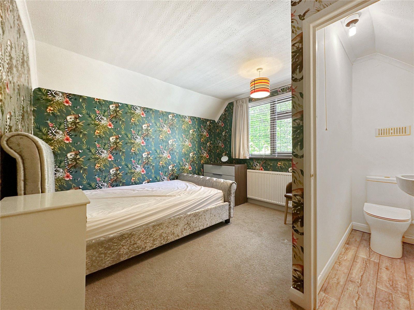 3 bedroom property for sale in Rainham | Robinson Michael & Jackson