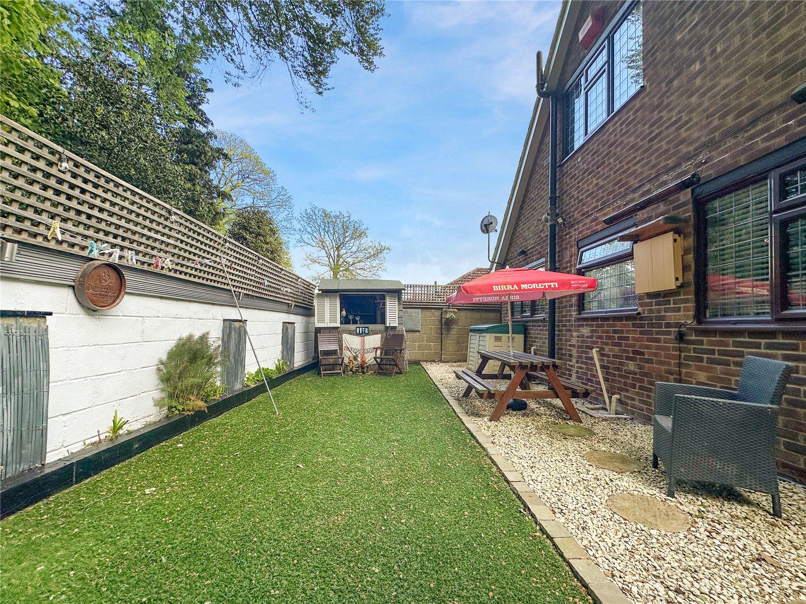 3 bedroom property for sale in Rainham | Robinson Michael & Jackson