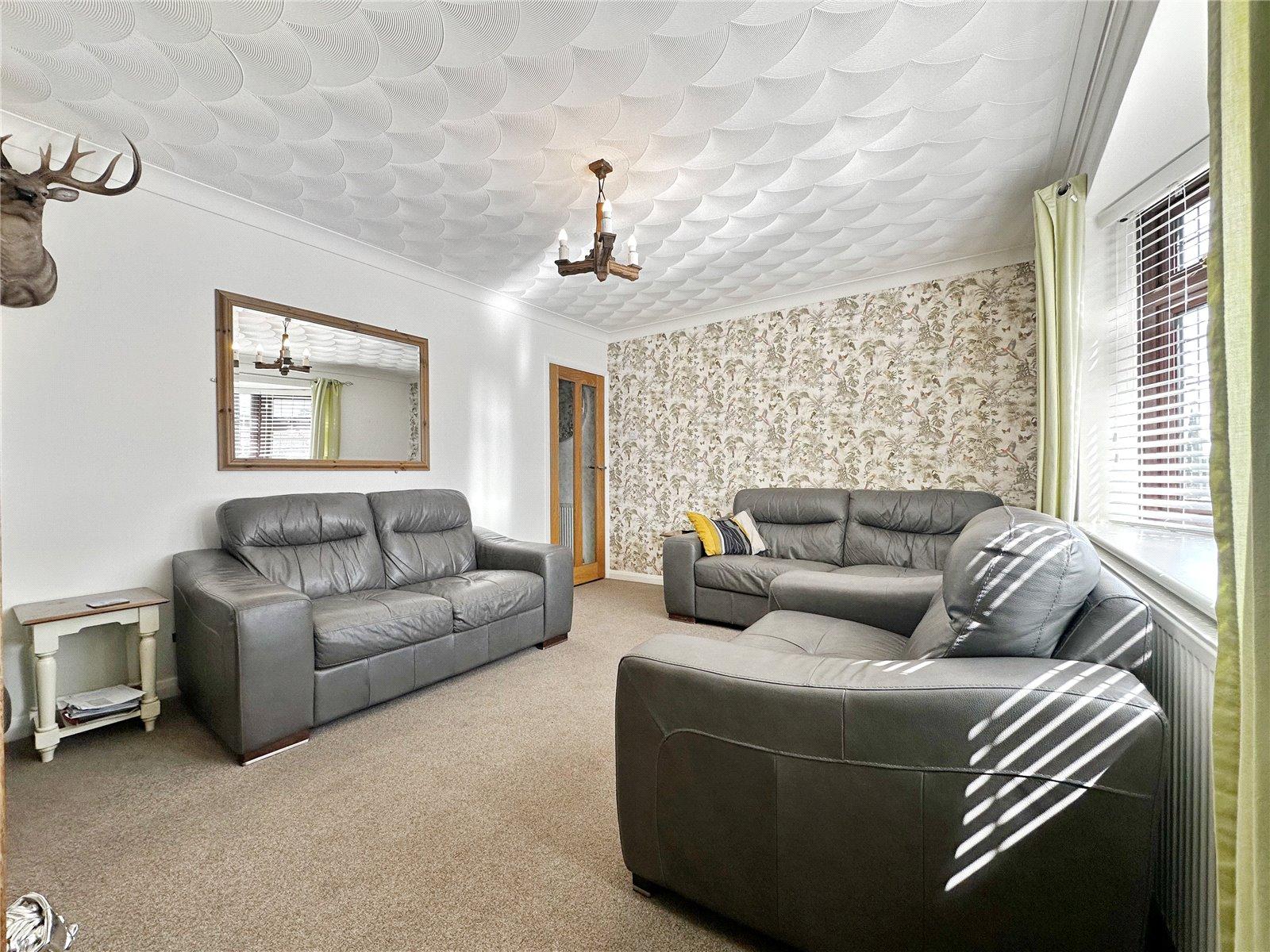 3 bedroom property for sale in Rainham | Robinson Michael & Jackson