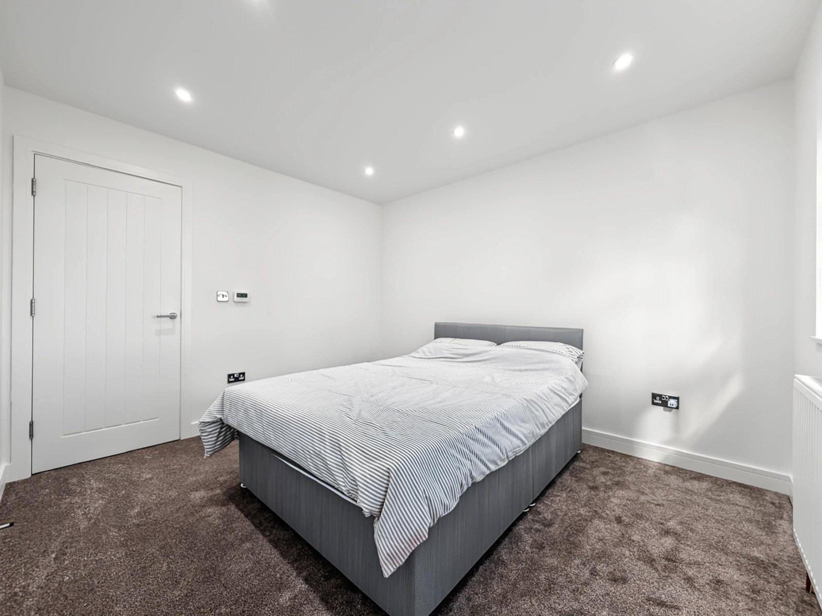 2 bedroom house for sale in Rainham | Robinson Michael & Jackson