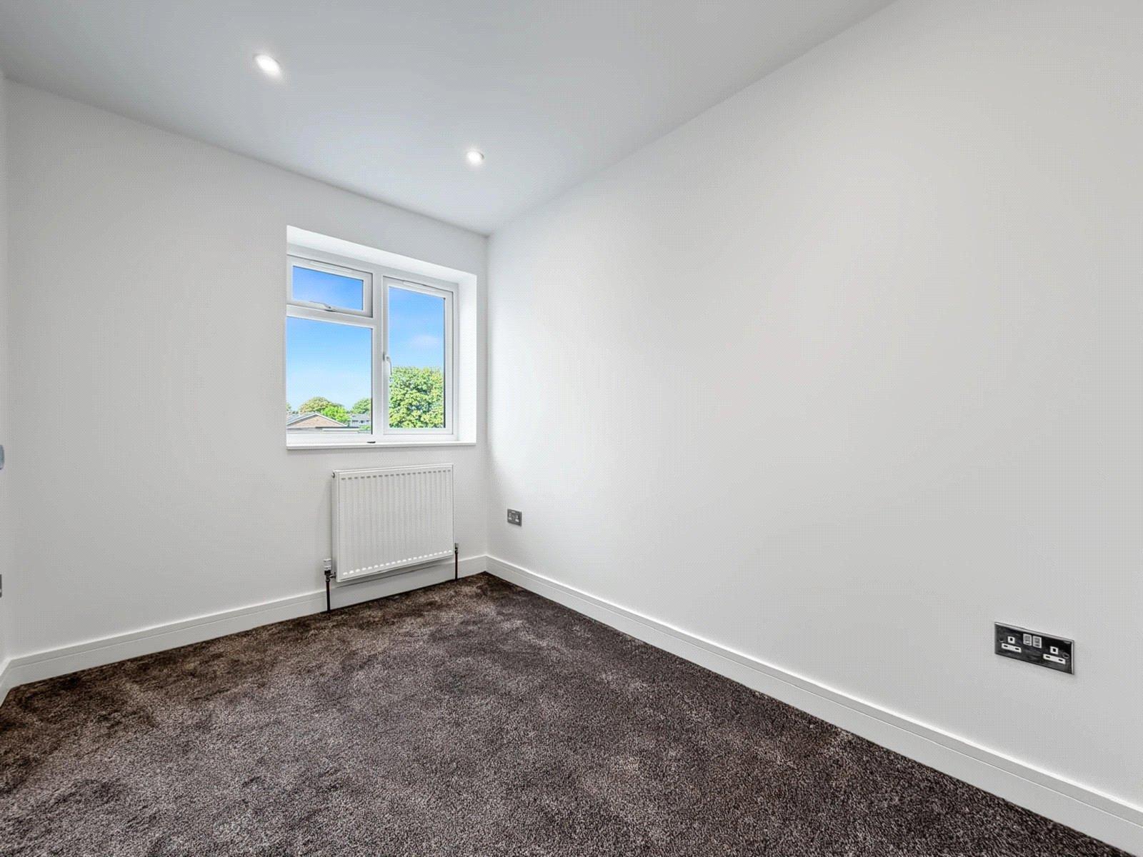 2 bedroom house for sale in Rainham | Robinson Michael & Jackson