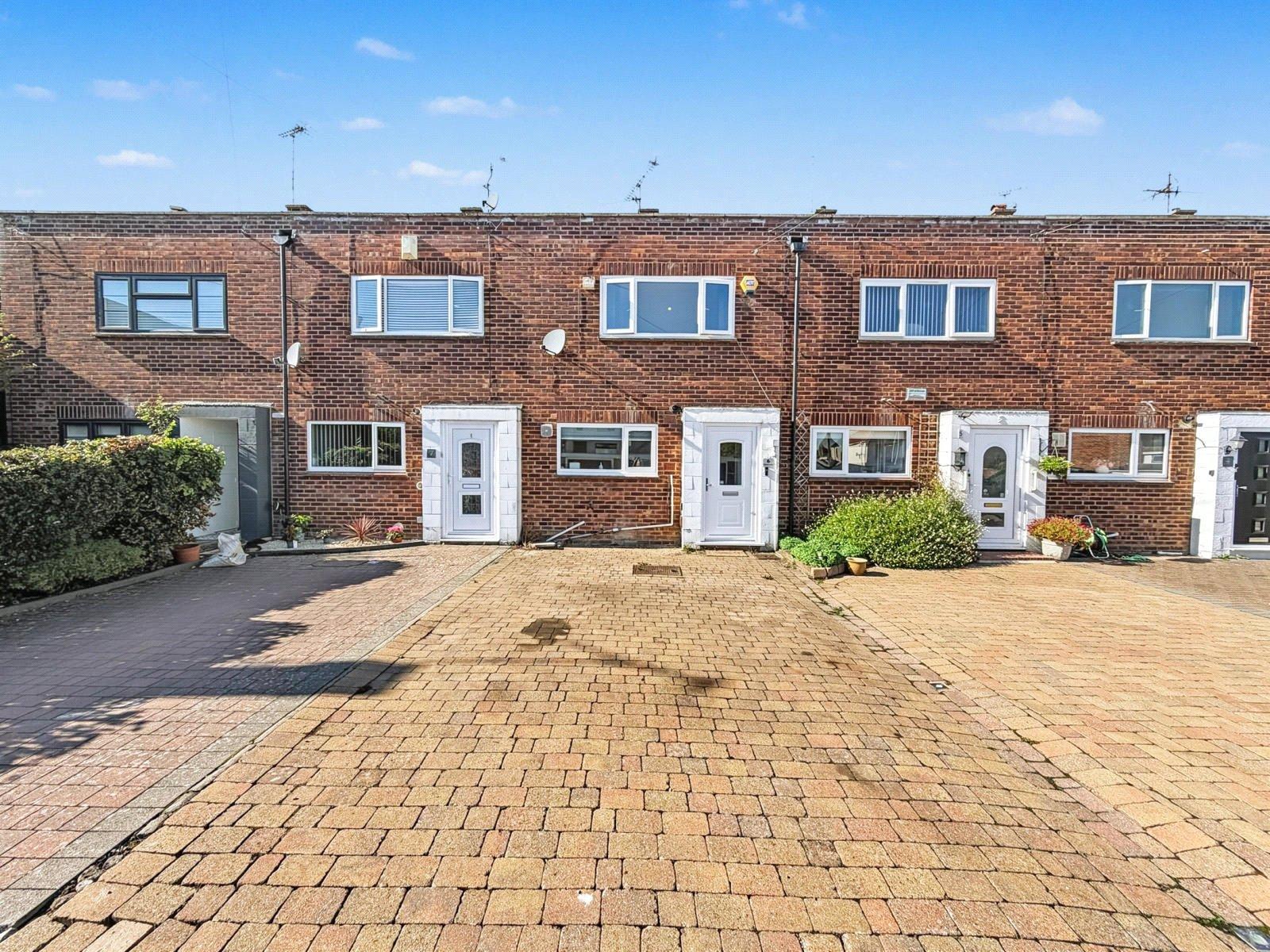 3 bedroom house for sale in Rainham | Robinson Michael & Jackson