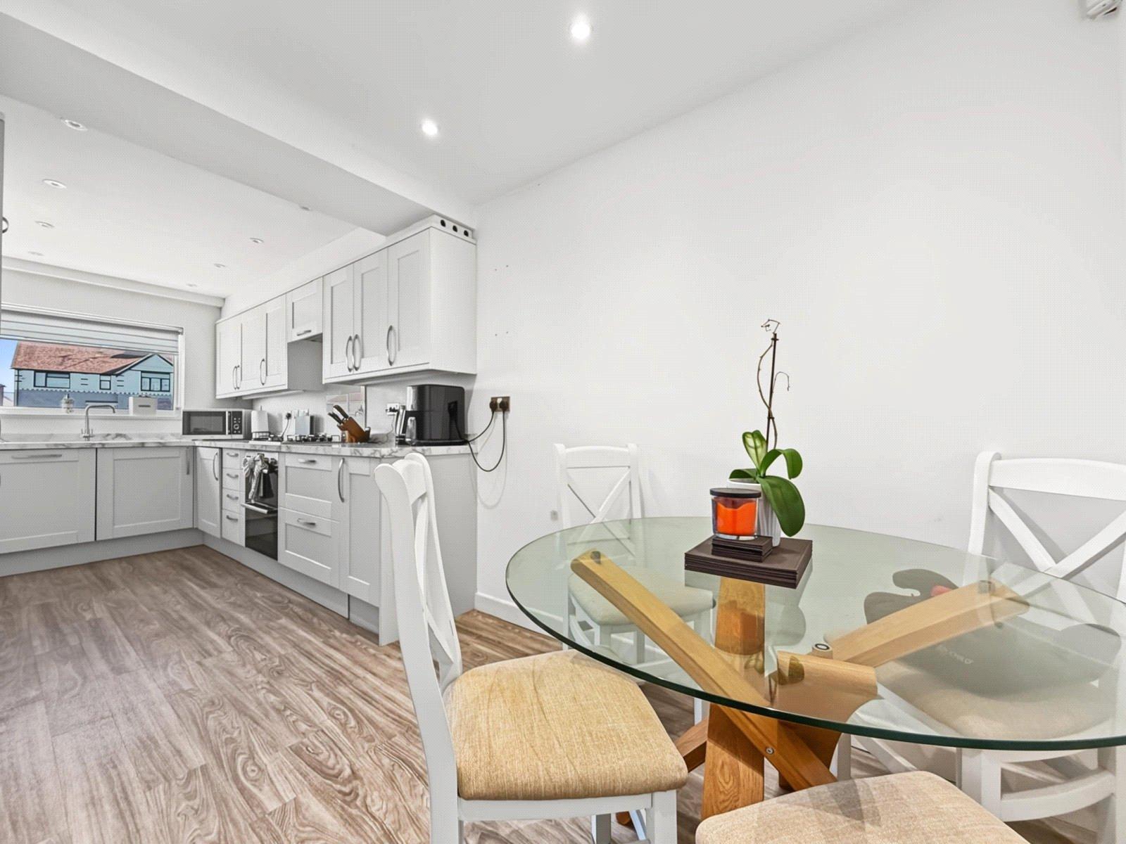 3 bedroom house for sale in Rainham | Robinson Michael & Jackson