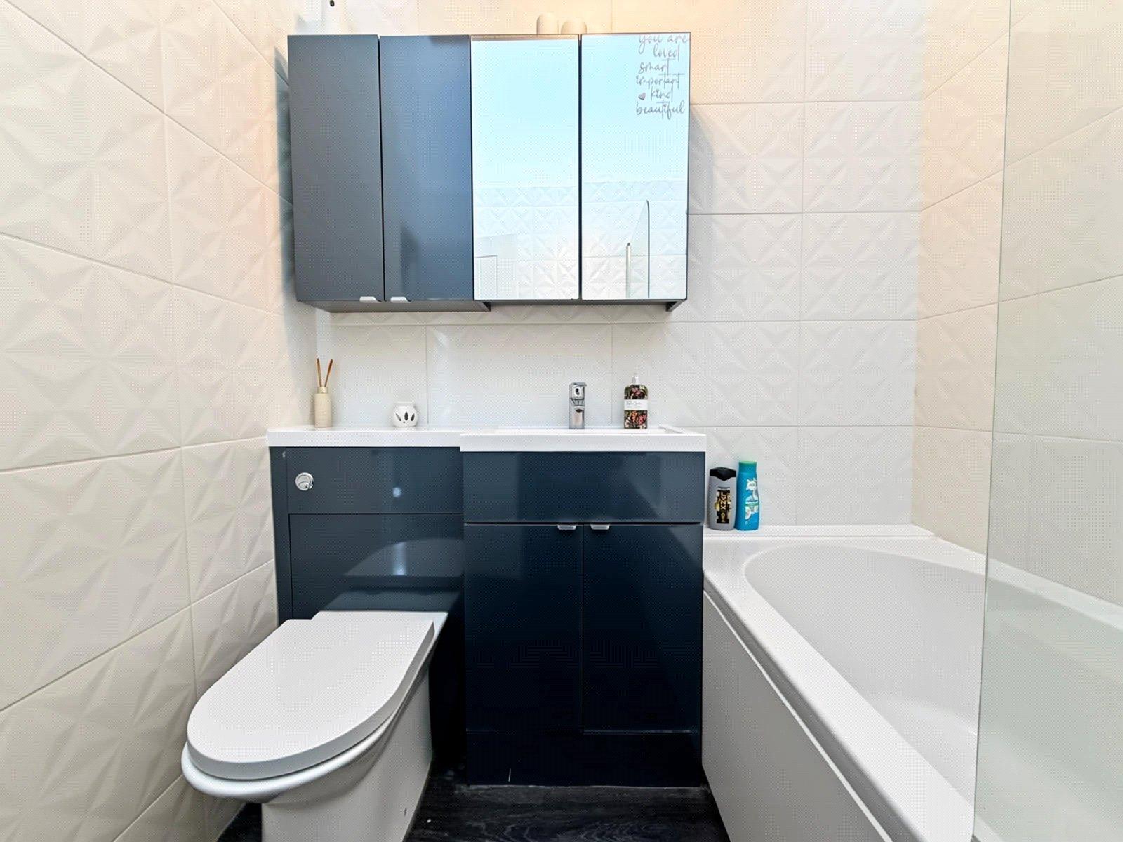3 bedroom house for sale in Rainham | Robinson Michael & Jackson