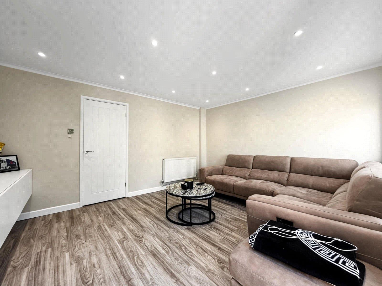 3 bedroom house for sale in Rainham | Robinson Michael & Jackson