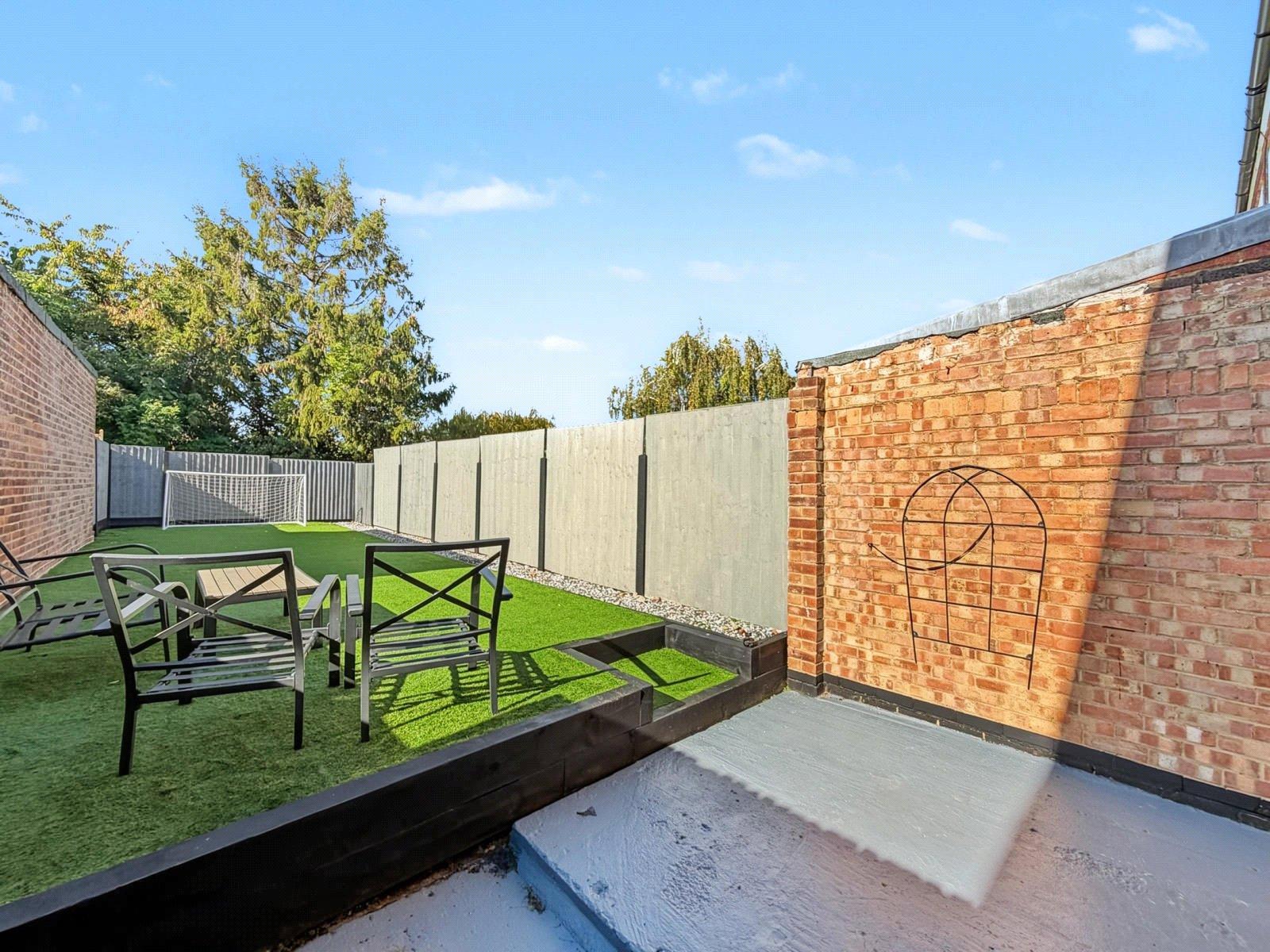 3 bedroom house for sale in Rainham | Robinson Michael & Jackson
