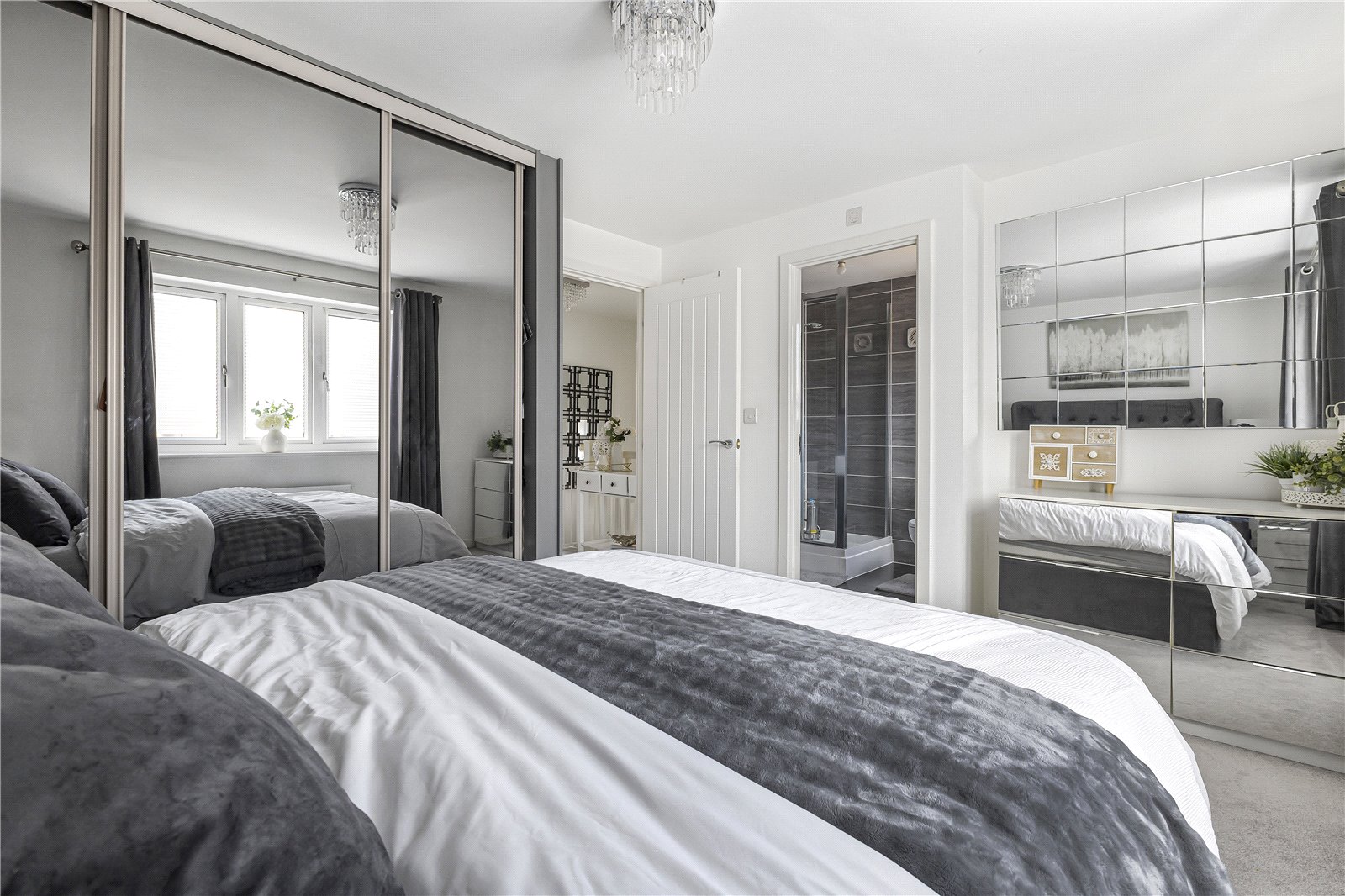 3 bedroom house for sale in Rainham | Robinson Michael & Jackson