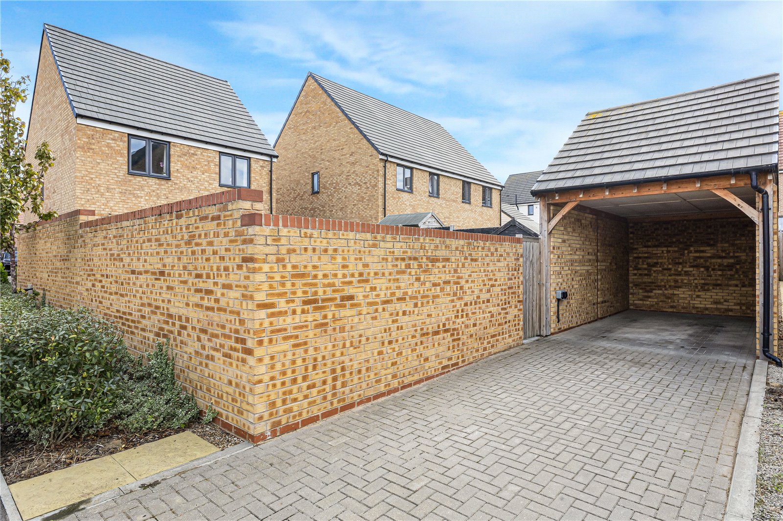 3 bedroom house for sale in Rainham | Robinson Michael & Jackson