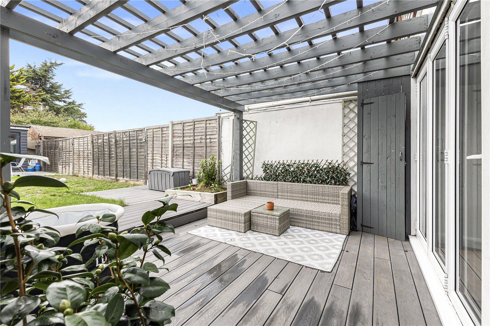 3 bedroom house for sale in Rainham | Robinson Michael & Jackson