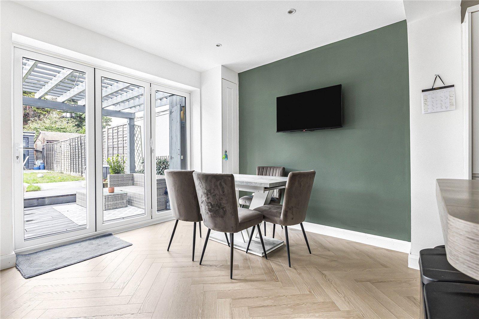 3 bedroom house for sale in Rainham | Robinson Michael & Jackson