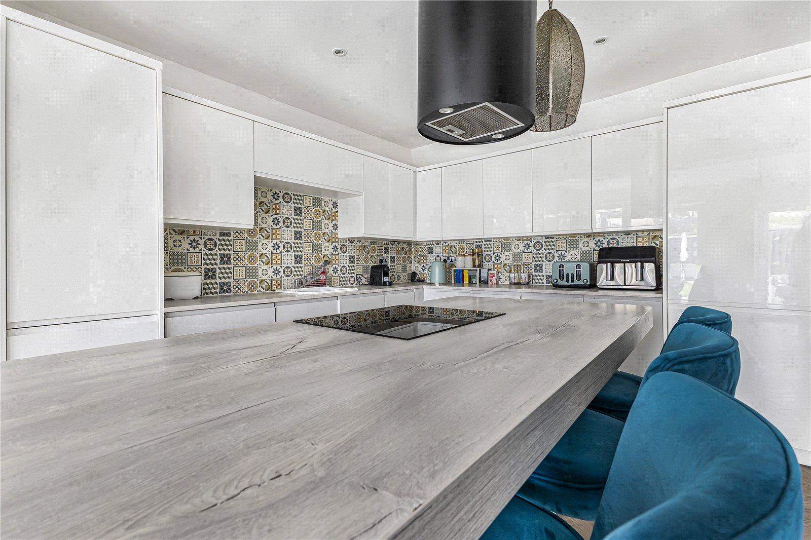 3 bedroom house for sale in Rainham | Robinson Michael & Jackson
