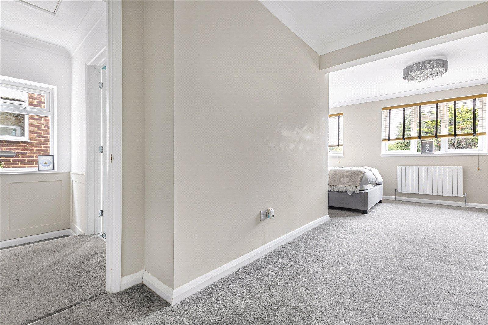 3 bedroom house for sale in Rainham | Robinson Michael & Jackson