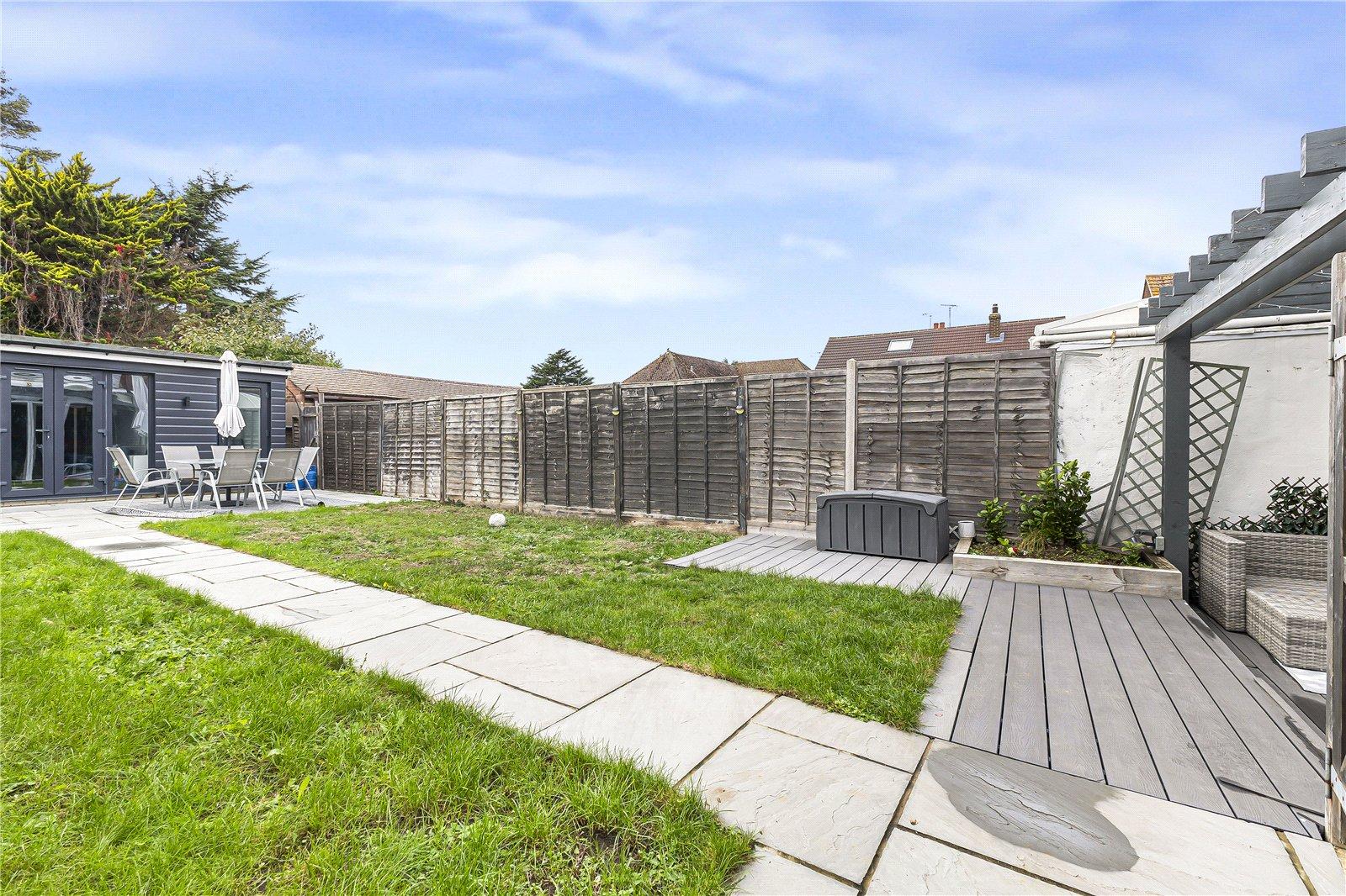 3 bedroom house for sale in Rainham | Robinson Michael & Jackson