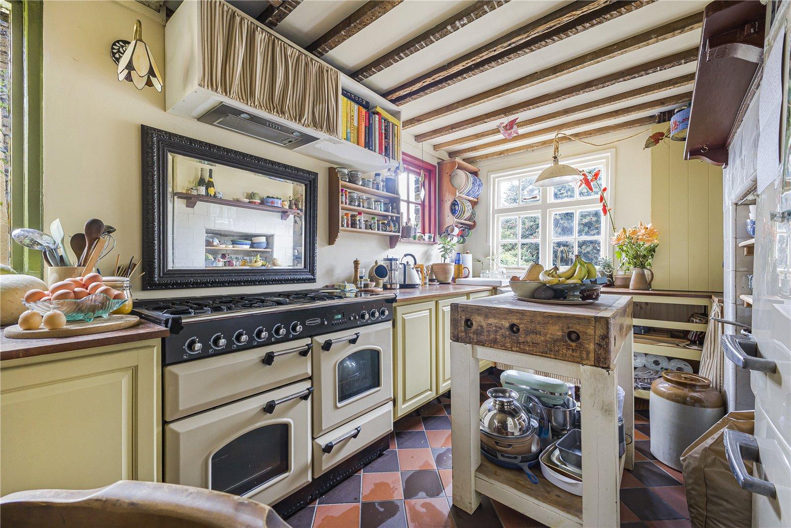 4 bedroom property for sale in Brompton | Robinson Michael & Jackson