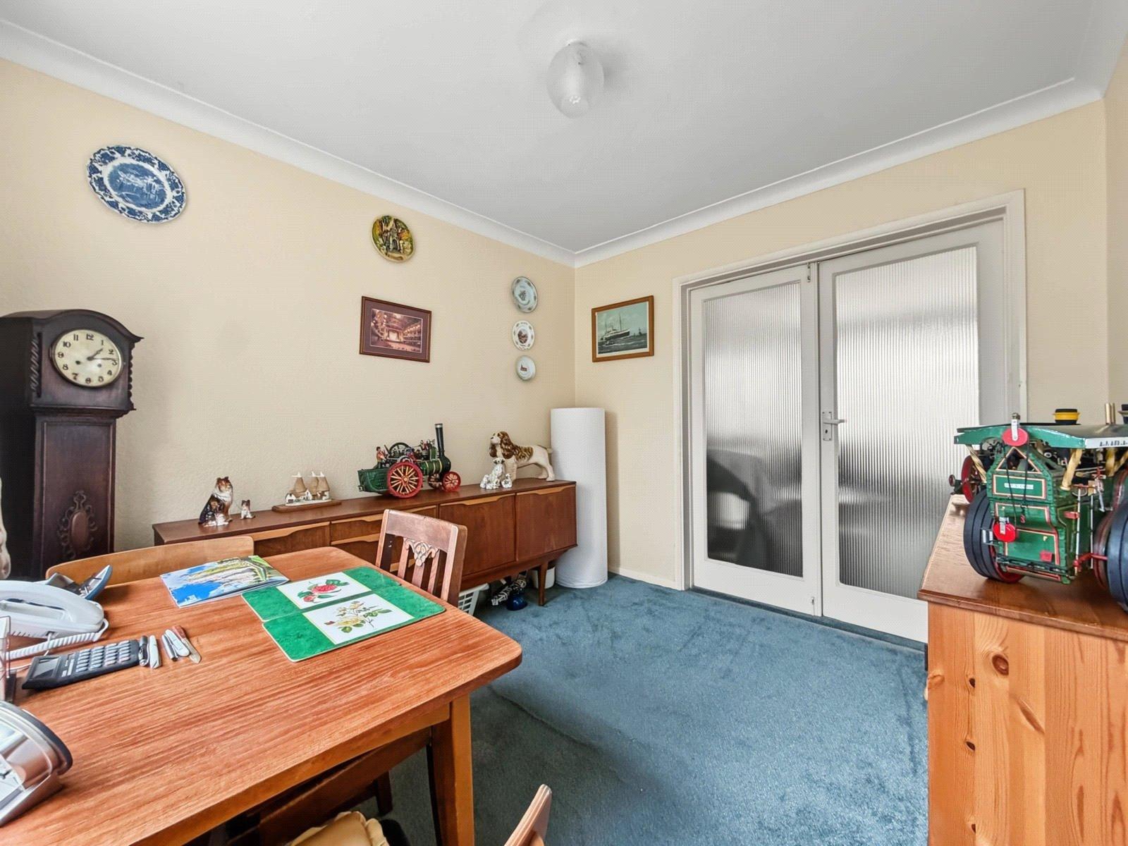 3 bedroom house for sale in Rainham | Robinson Michael & Jackson