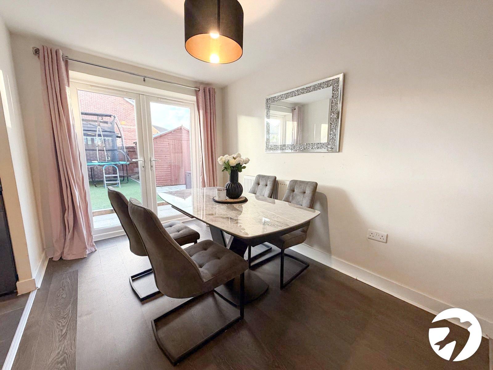 3 bedroom house to rent in Minster on Sea | Robinson Michael & Jackson