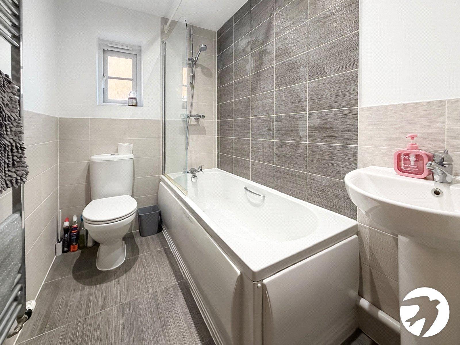 3 bedroom house to rent in Minster on Sea | Robinson Michael & Jackson