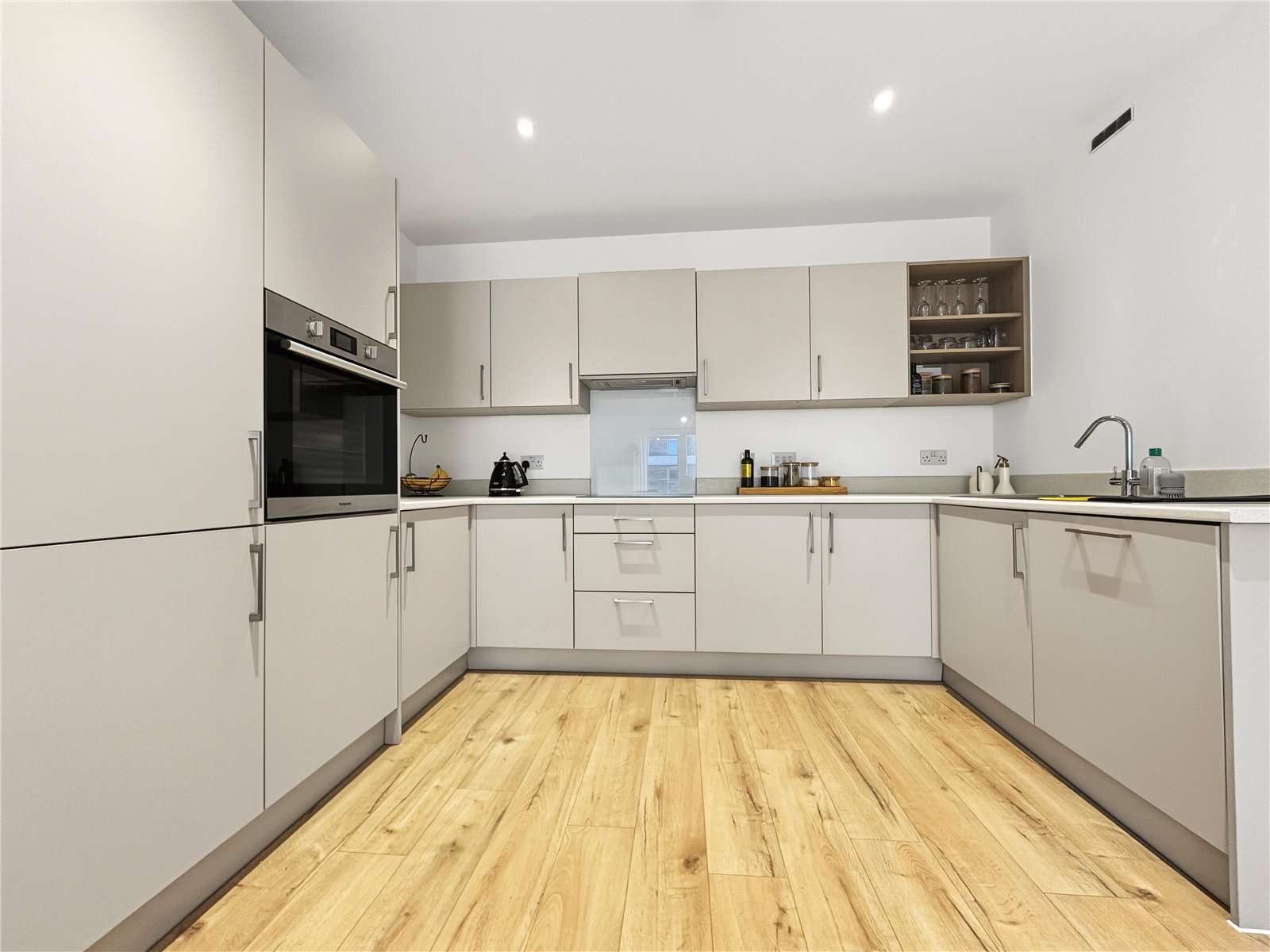 1 bedroom property to rent in Chatham | Robinson Michael & Jackson