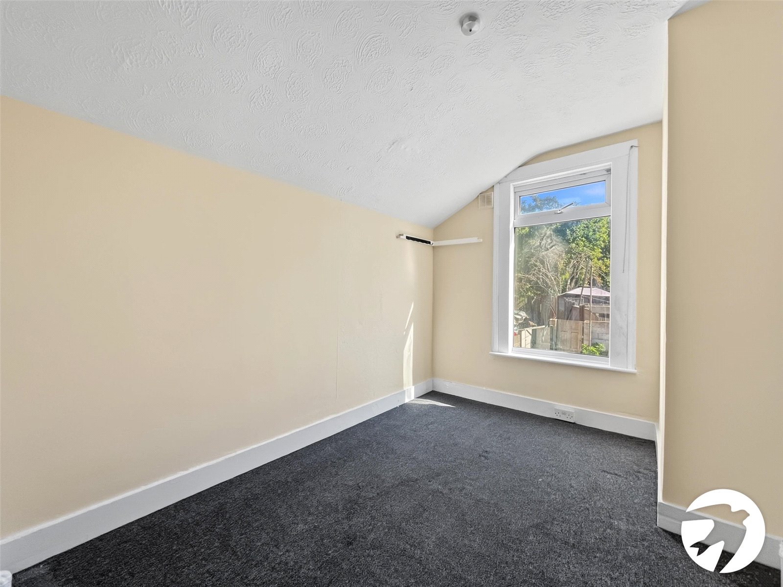 3 bedroom house to rent in Gillingham | Robinson Michael & Jackson