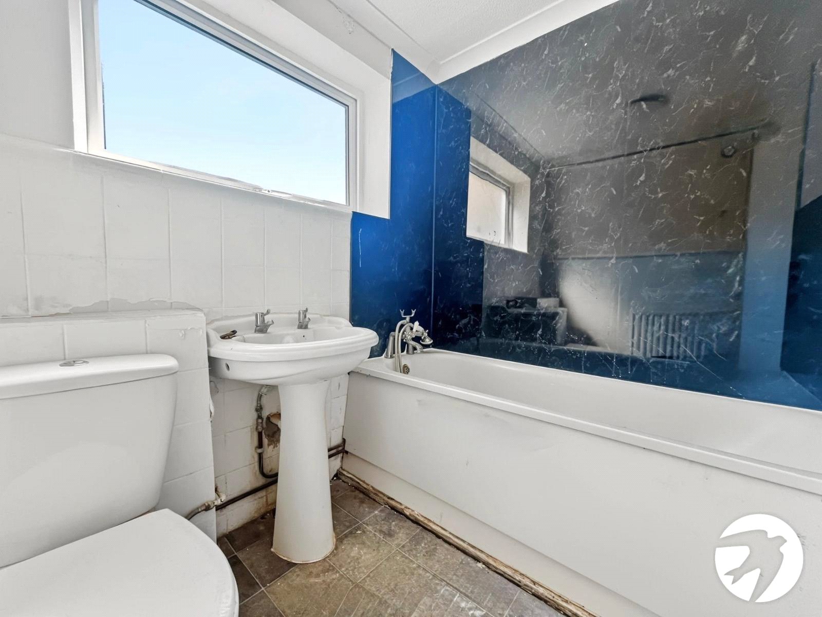 3 bedroom house to rent in Gillingham | Robinson Michael & Jackson