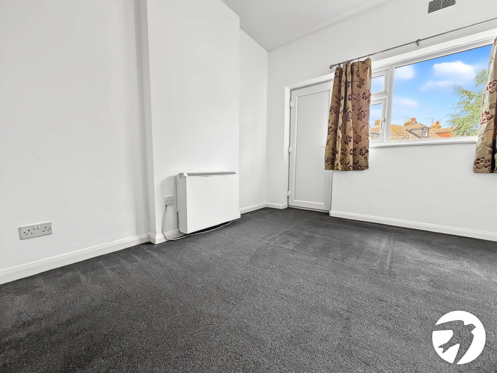 1 bedroom property to rent in Upchurch | Robinson Michael & Jackson