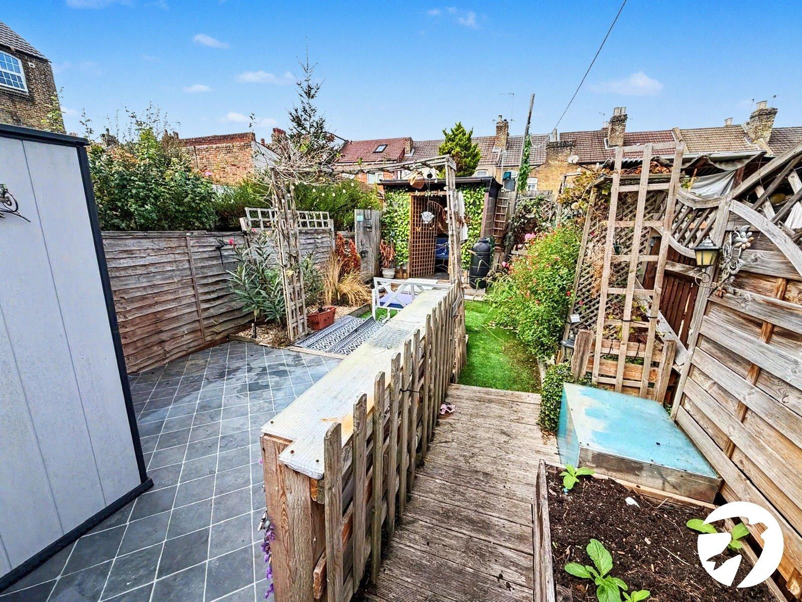 3 bedroom house to rent in Chatham | Robinson Michael & Jackson