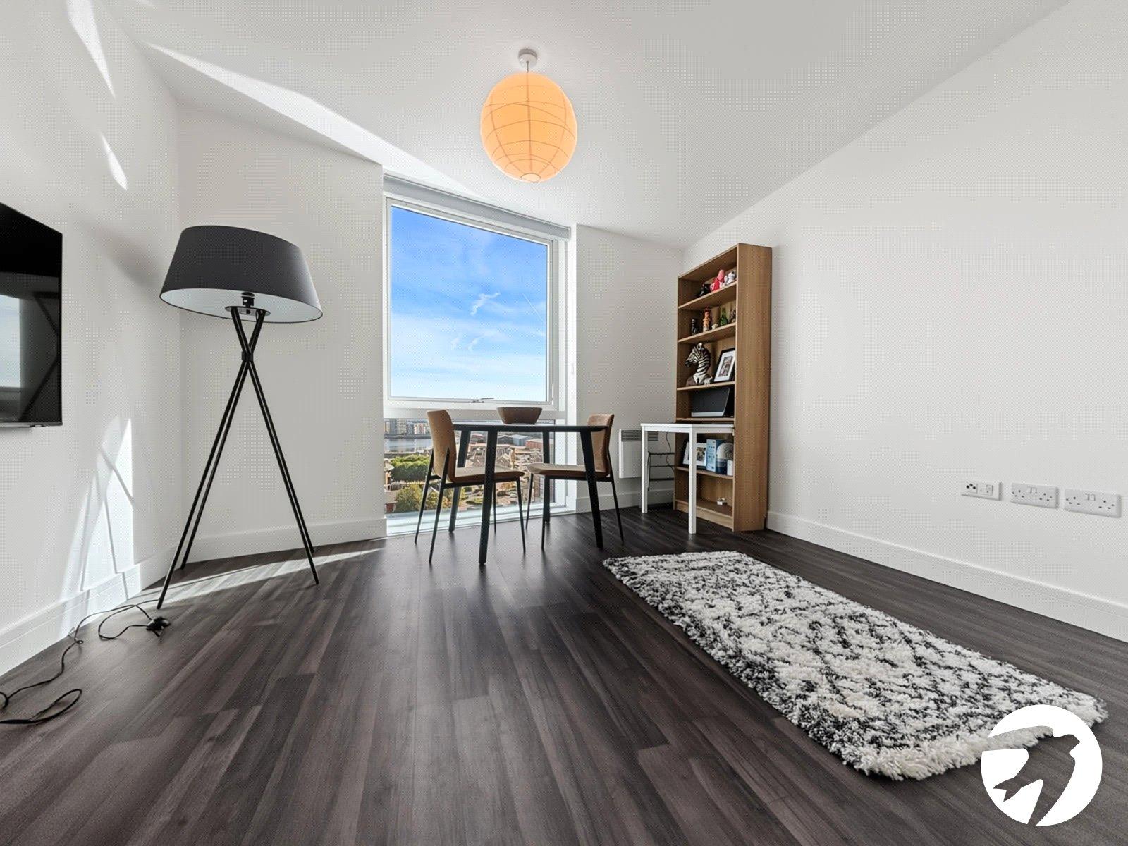 1 bedroom property to rent in Dock Head Road | Robinson Michael & Jackson