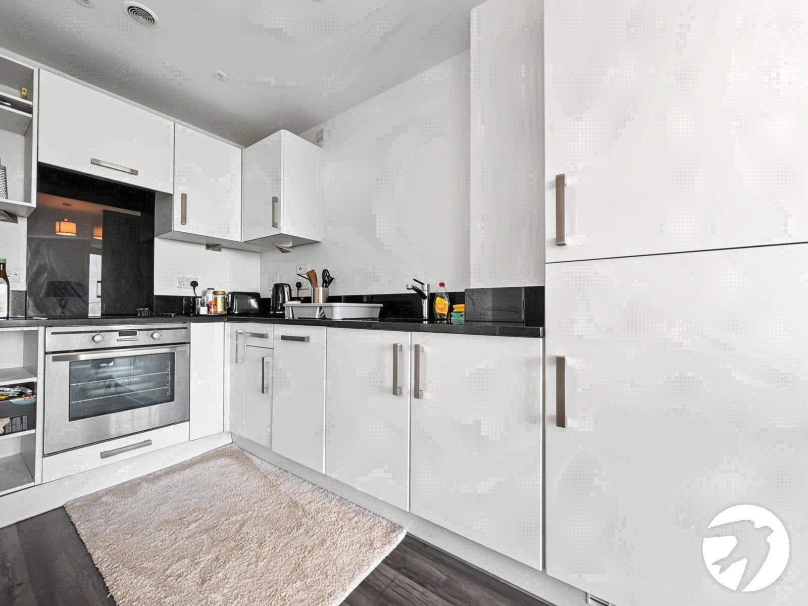 1 bedroom property to rent in Dock Head Road | Robinson Michael & Jackson