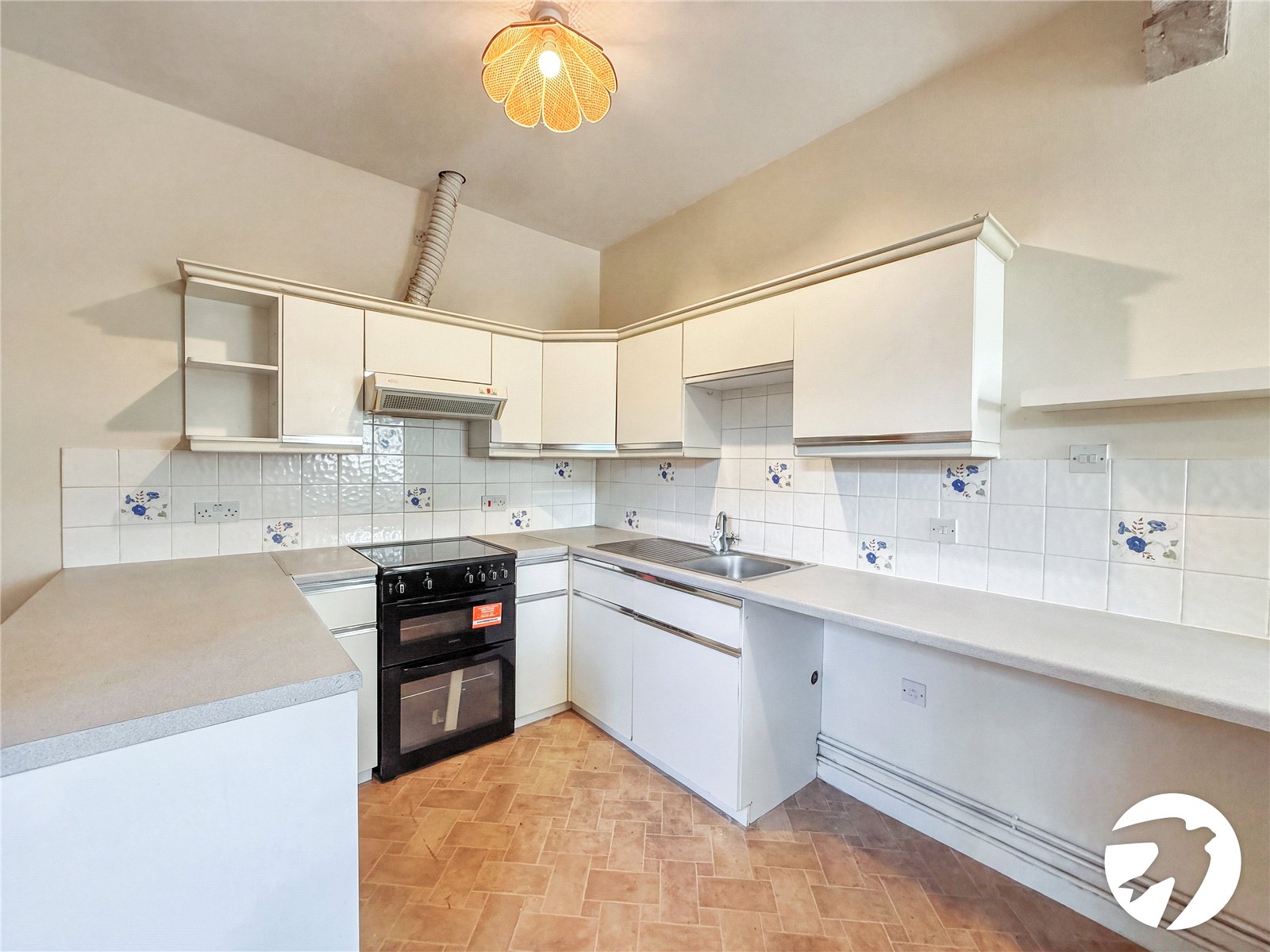 3 bedroom house to rent in Vicarage Road | Robinson Michael & Jackson