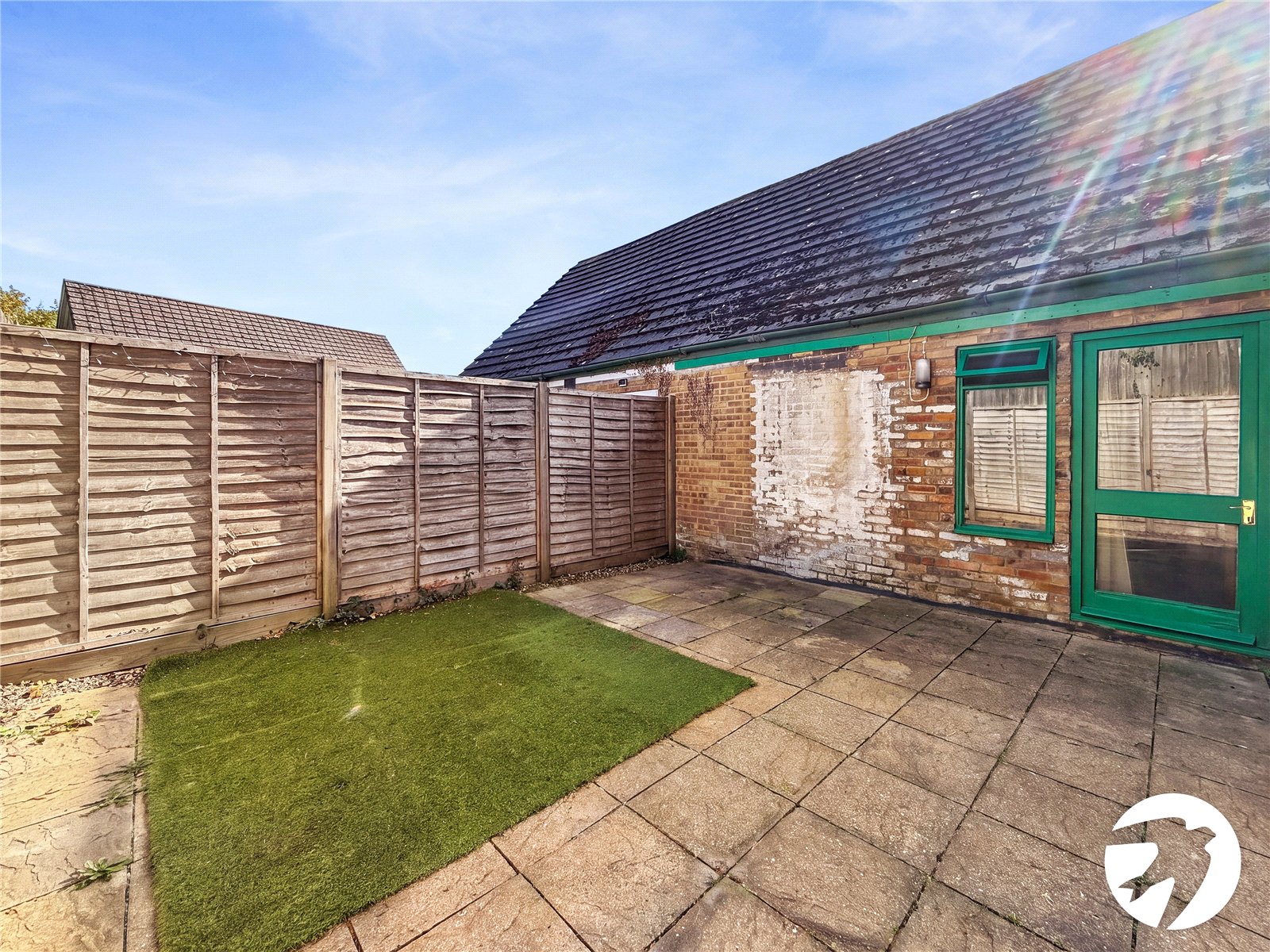3 bedroom house to rent in Vicarage Road | Robinson Michael & Jackson