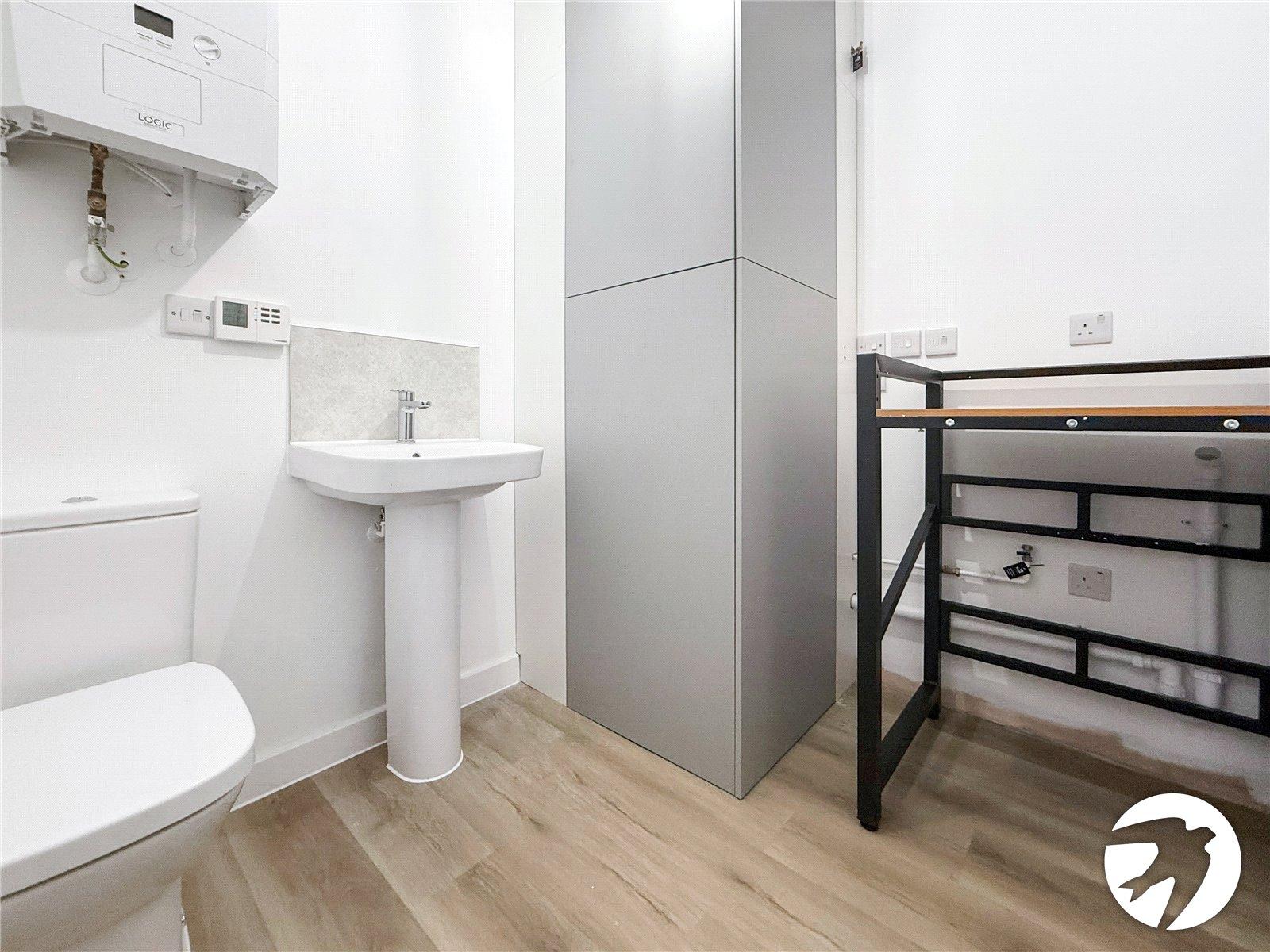 4 bedroom property to rent in Chatham | Robinson Michael & Jackson
