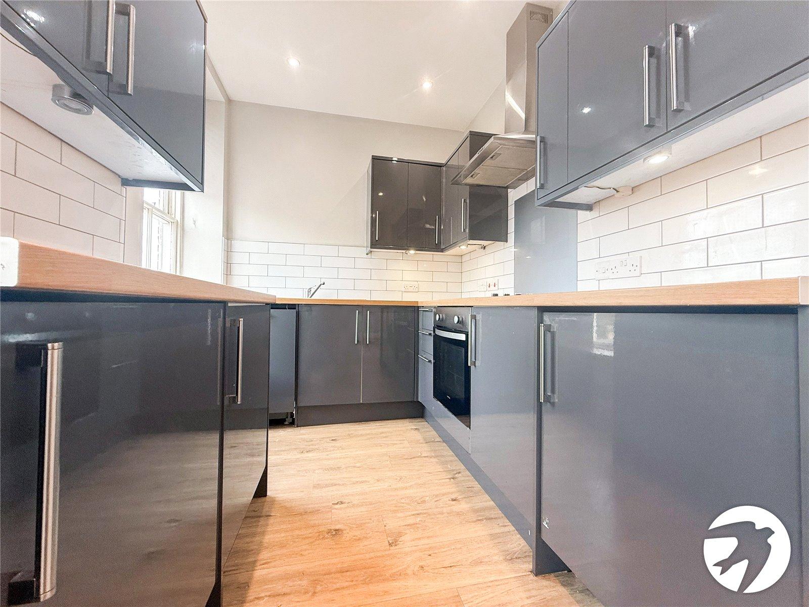 2 bedroom property to rent in Sittingbourne | Robinson Michael & Jackson