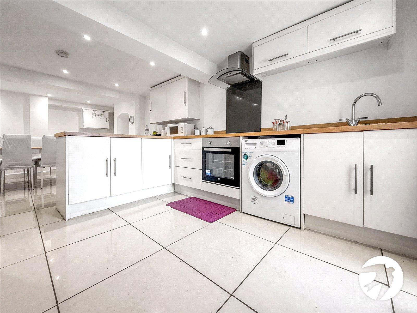 3 bedroom house to rent in Chatham | Robinson Michael & Jackson