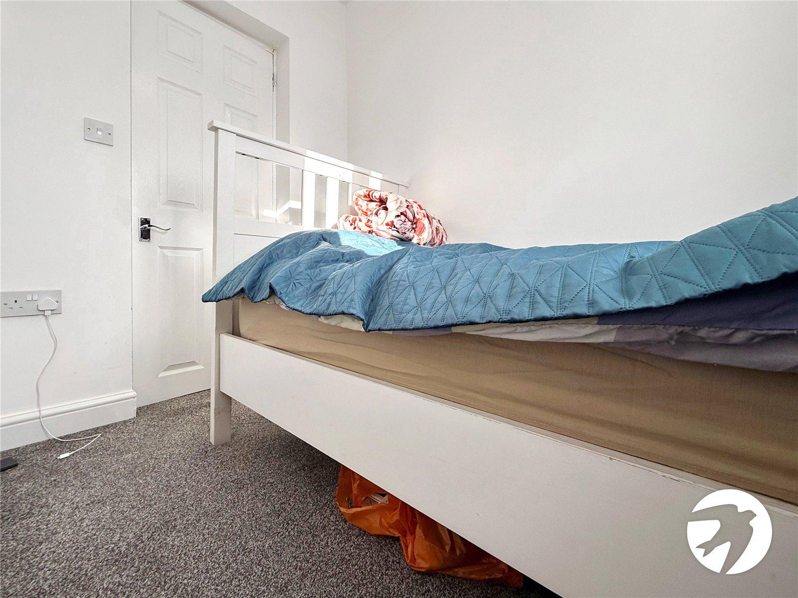 3 bedroom house to rent in Chatham | Robinson Michael & Jackson