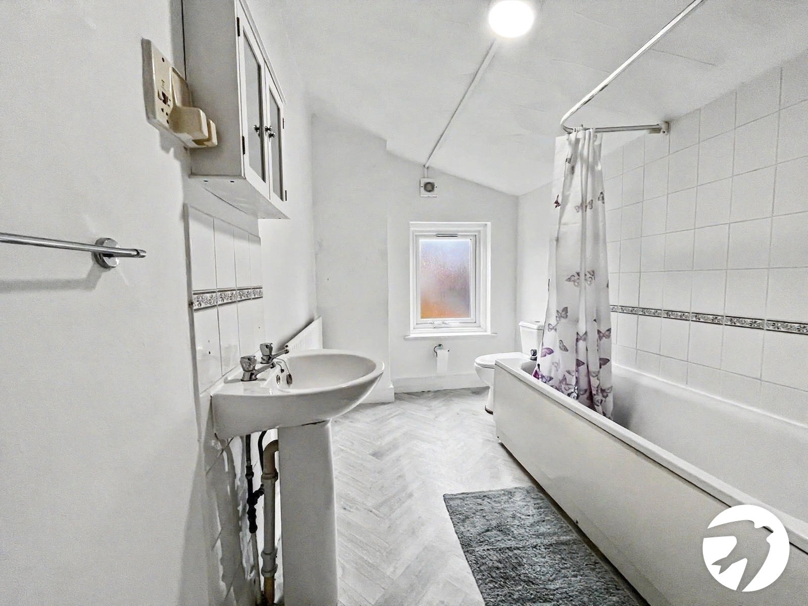 2 bedroom house to rent in Chatham | Robinson Michael & Jackson