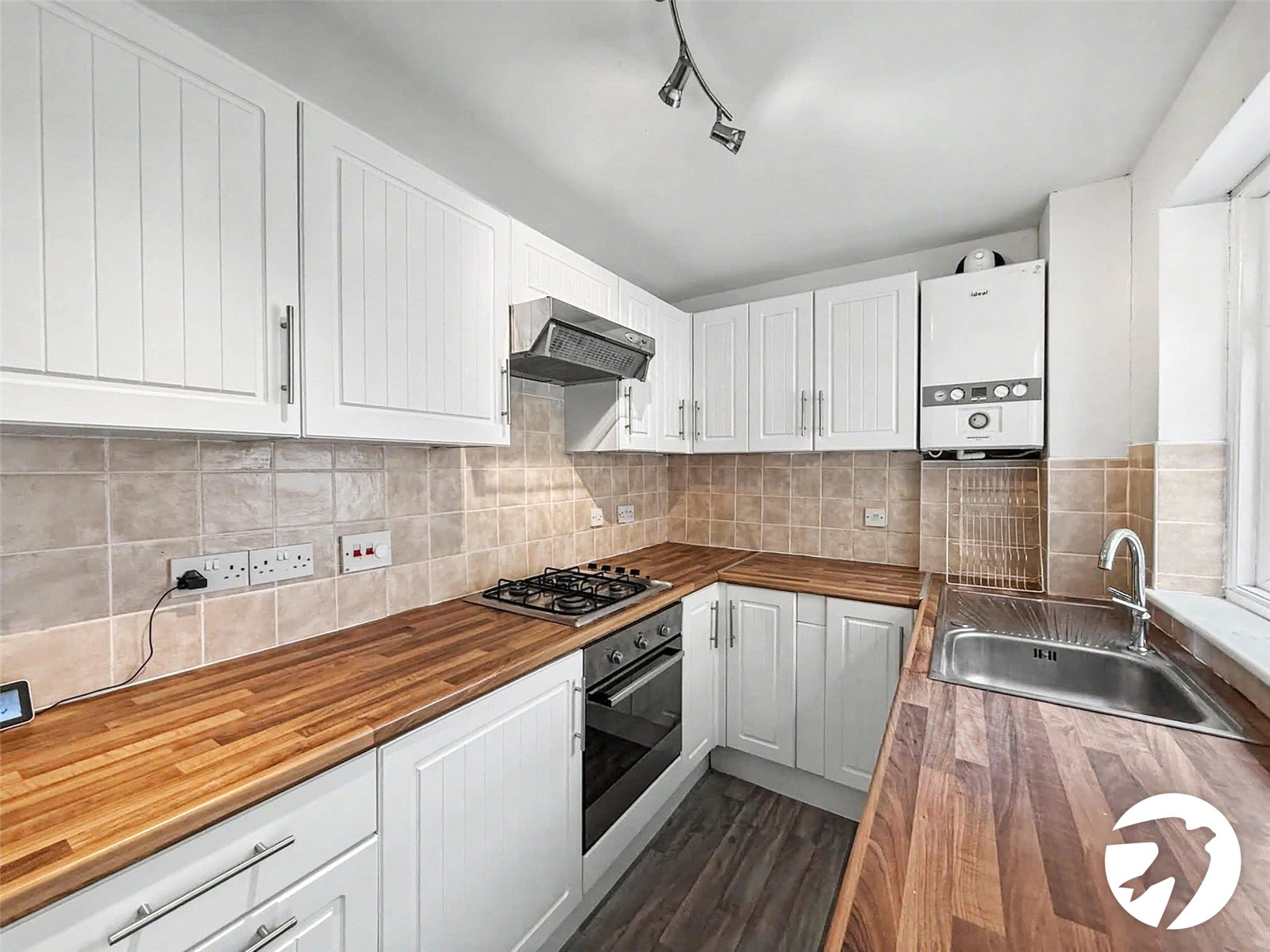 2 bedroom house to rent in Chatham | Robinson Michael & Jackson