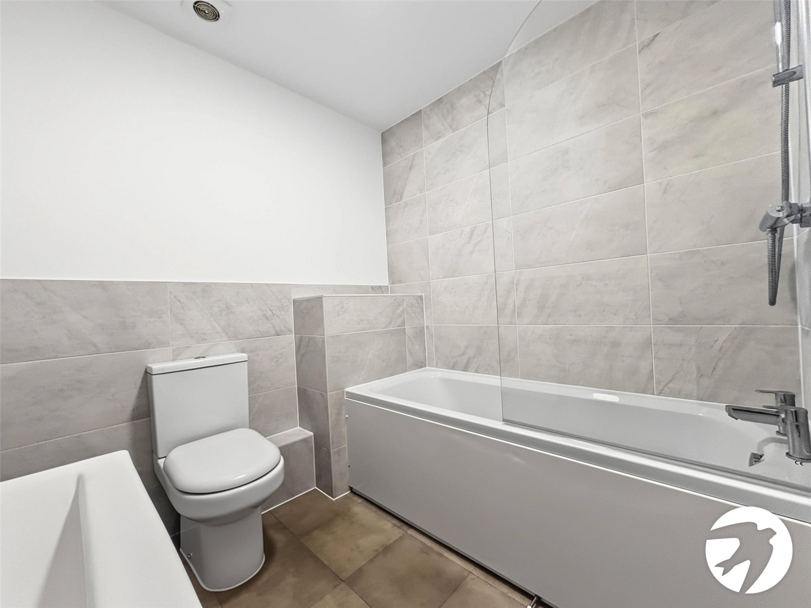3 bedroom house to rent in Chatham | Robinson Michael & Jackson