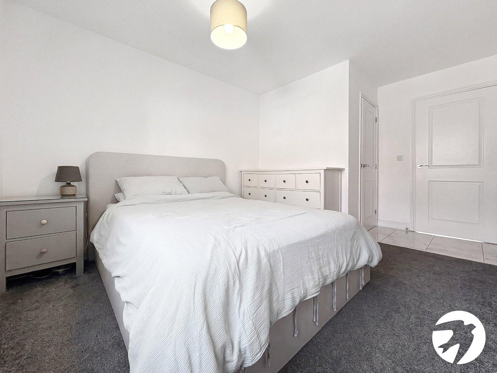 2 bedroom property to rent in Halling | Robinson Michael & Jackson