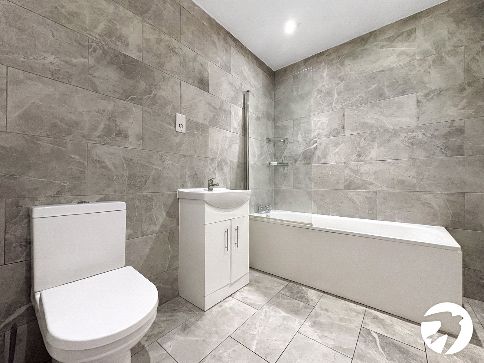 2 bedroom property to rent in Chatham | Robinson Michael & Jackson