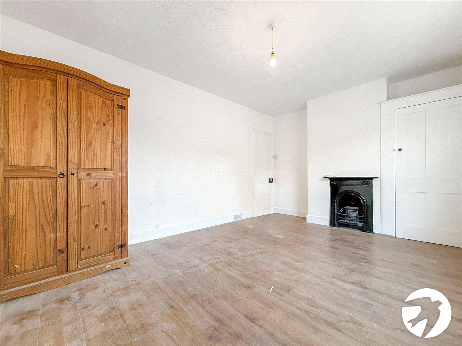 3 bedroom house to rent in Rochester | Robinson Michael & Jackson