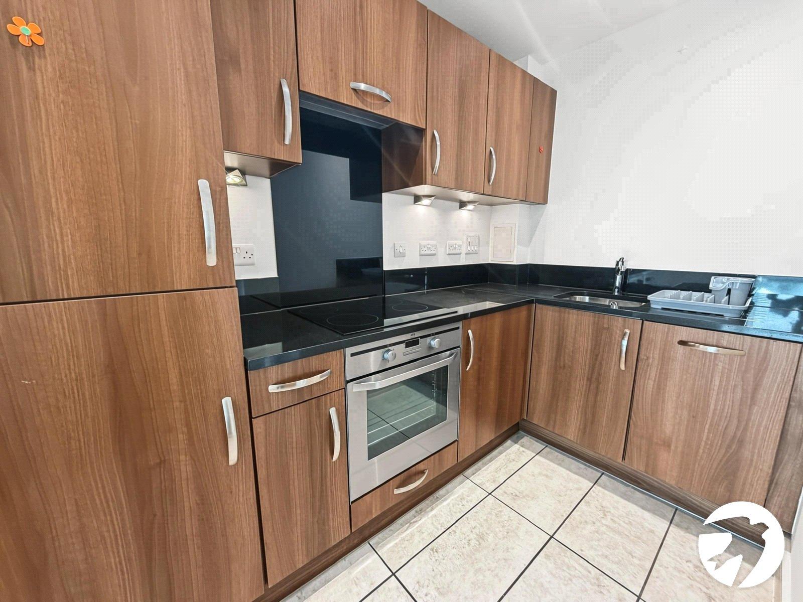 1 bedroom property to rent in Dock Head Road | Robinson Michael & Jackson