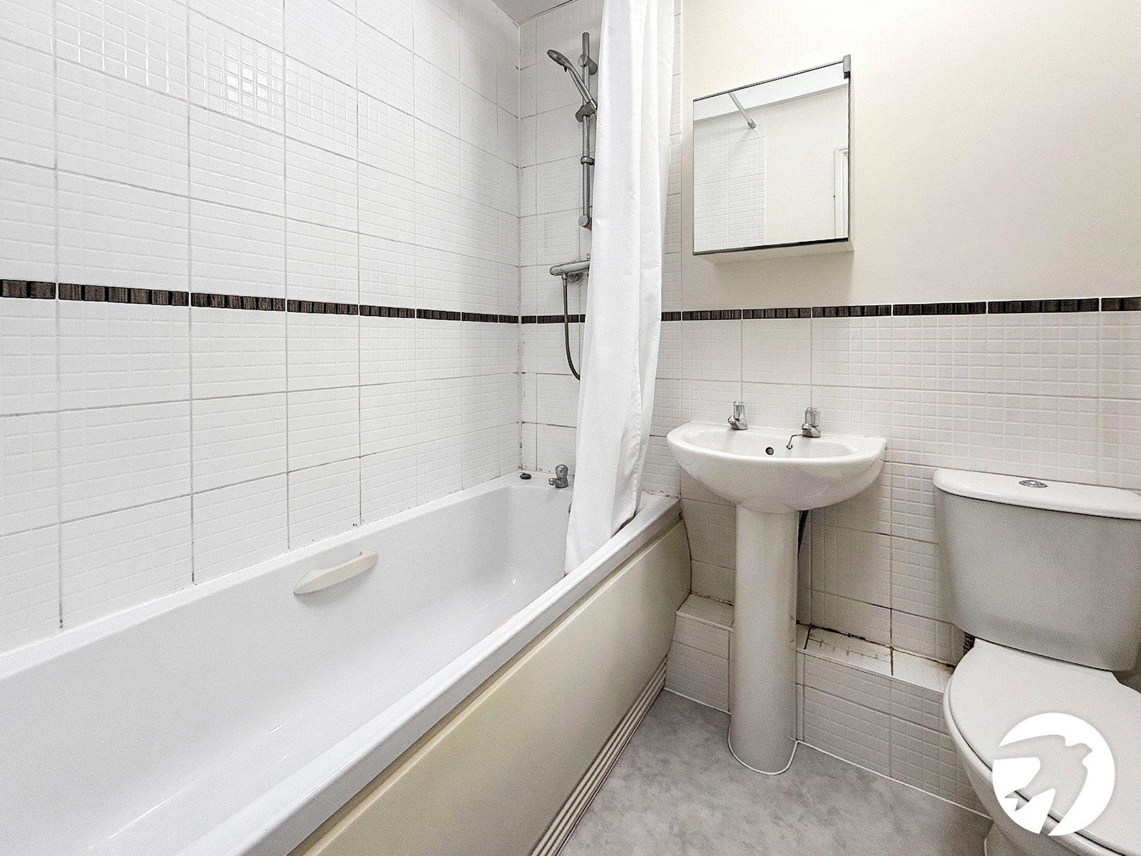 2 bedroom property to rent in Kemsley | Robinson Michael & Jackson